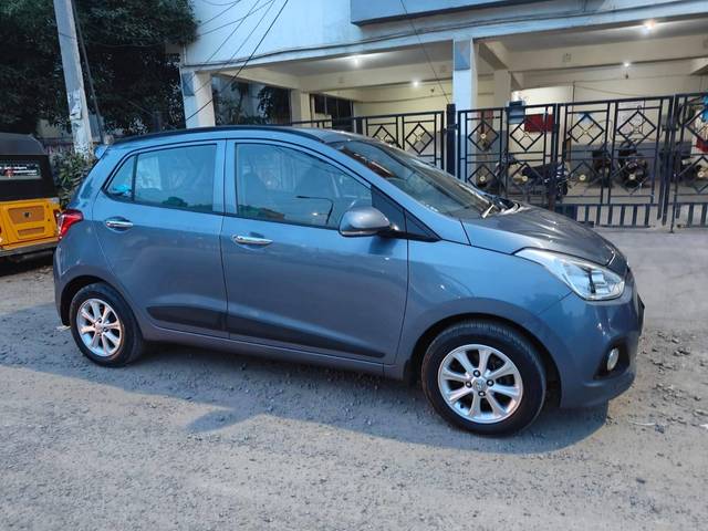 https://images10.gaadi.com/usedcar_image/4636328/original/processed_08c76c691273a6da900639ef680184c7.jpg?imwidth=6400