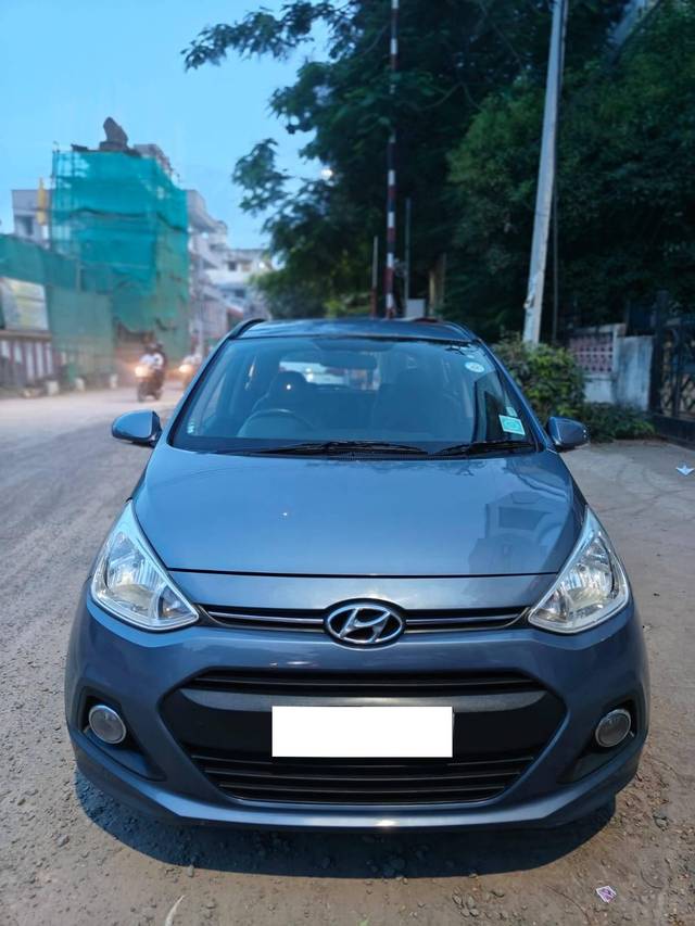 https://images10.gaadi.com/usedcar_image/4636328/original/processed_3632103bc25bf65992ada54849870acf.jpg?imwidth=6402