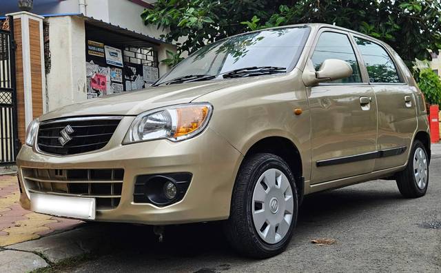 https://images10.gaadi.com/usedcar_image/4636335/original/processed_51bbac4ae1af46ca7757f7590c3073c0.jpg?imwidth=6401