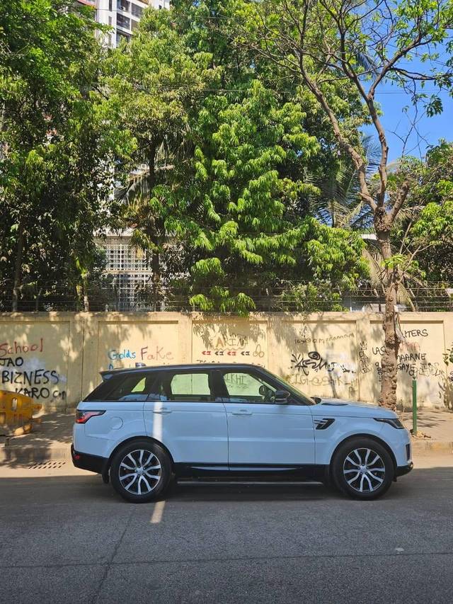 https://images10.gaadi.com/usedcar_image/4636343/original/processed_f25143790e5b1b7f9c186a890ce27d8d.jpg?imwidth=6402
