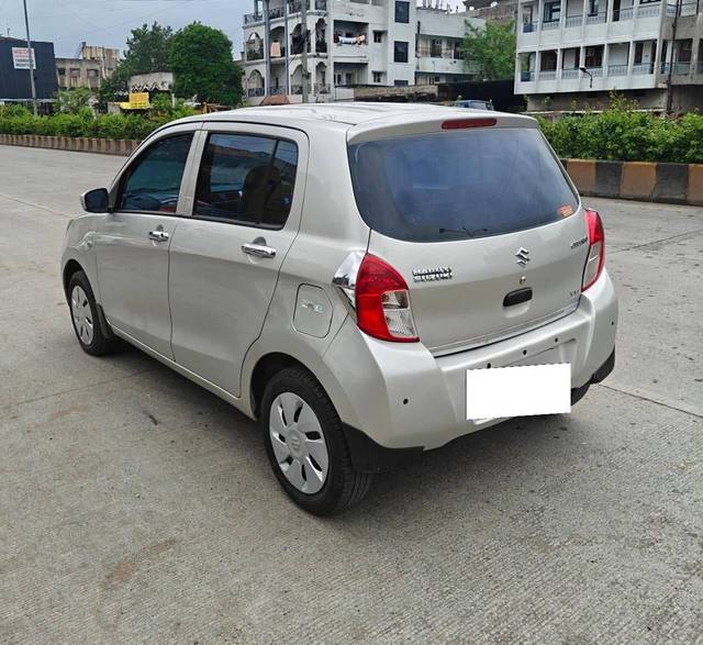 https://images10.gaadi.com/usedcar_image/4636359/original/processed_8c7d82e585ddf7e5324ed7687558e6cc.jpg?imwidth=6402