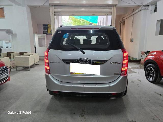 https://images10.gaadi.com/usedcar_image/4636383/original/processed_fc70d55e3a59995c9f0768488a79fccf.jpg?imwidth=6402