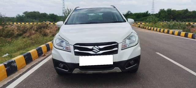 https://images10.gaadi.com/usedcar_image/4636403/original/processed_dd2f55042d44ccc2a163c40a2ca7a435.jpg?imwidth=6402