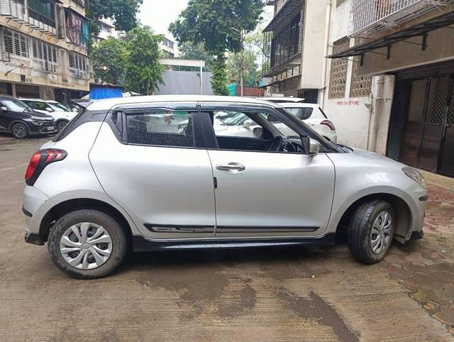 https://images10.gaadi.com/usedcar_image/4636423/original/processed_26b6070b-40a5-456a-ac5d-145507317b5a.jpg?imwidth=6401