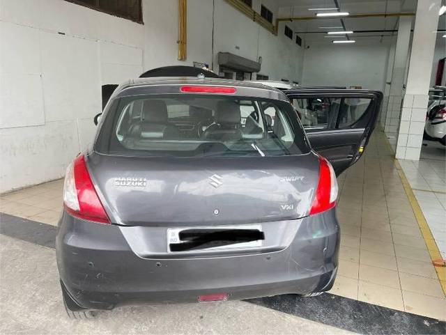 https://images10.gaadi.com/usedcar_image/4636438/original/processed_dd300b51-4146-4bd2-b26f-a24c02ca06d3.jpeg?imwidth=6401