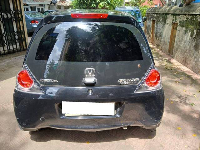 https://images10.gaadi.com/usedcar_image/4636506/original/processed_9167e9cdb3aacd2c47341de52e2ffd7e.jpeg?imwidth=6401