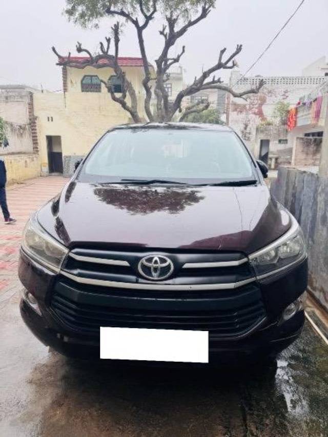 https://images10.gaadi.com/usedcar_image/4636528/original/processed_fd39fc81-b93d-48a6-9a66-4c0c261cf890.jpeg?imwidth=6400