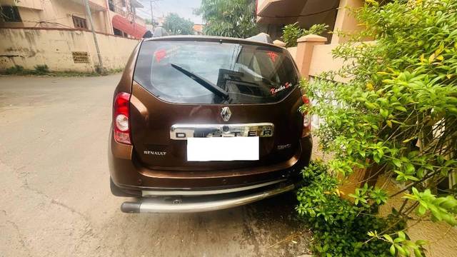 https://images10.gaadi.com/usedcar_image/4636561/original/processed_09cab703-fe05-4f96-9514-580902289bde.jpeg?imwidth=6401