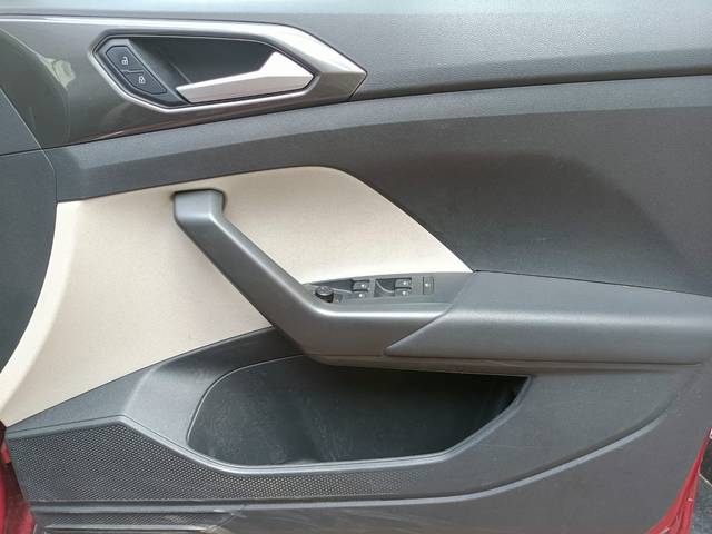 https://images10.gaadi.com/usedcar_image/4636621/original/b3052177230221bd447b6cfc2a337c53.jpg?imwidth=6402