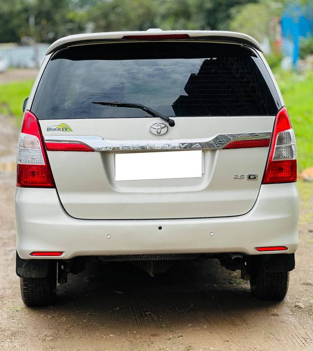 https://images10.gaadi.com/usedcar_image/4636626/original/processed_314fcd0a-aed8-4bda-86f6-de77d75c6b43.jpg?imwidth=6402