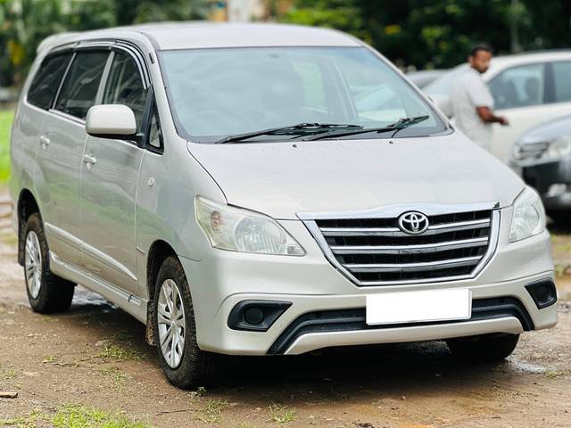 https://images10.gaadi.com/usedcar_image/4636626/original/processed_c6c1e232-aebd-404e-9947-79dfd92f600c.jpg?imwidth=6400
