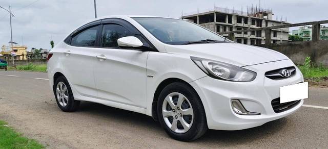 https://images10.gaadi.com/usedcar_image/4636652/original/processed_7c7edf09c9891371e2d89fa562772825.jpg?imwidth=6400