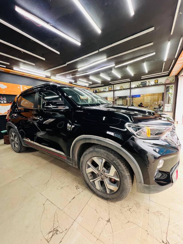 https://images10.gaadi.com/usedcar_image/4636678/original/processed_6230de989fbcb364668c5a78f058b345.jpeg?imwidth=6400