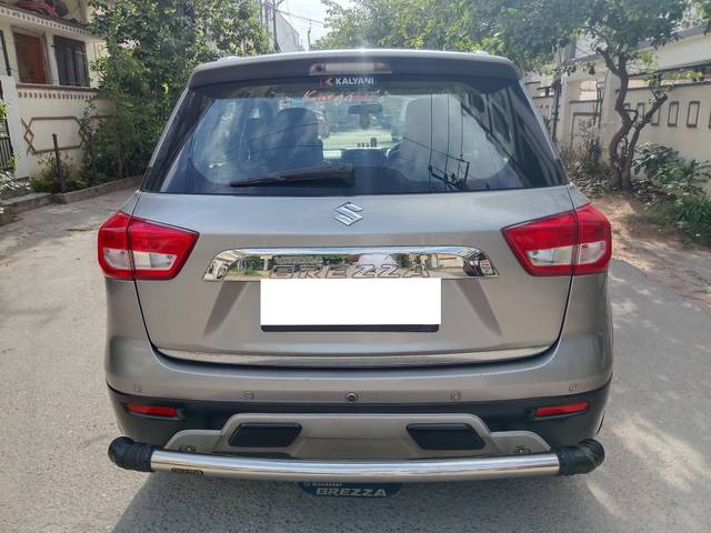 https://images10.gaadi.com/usedcar_image/4636694/original/processed_3a475c53747d3e28bc000ad3e1cac530.jpg?imwidth=6402