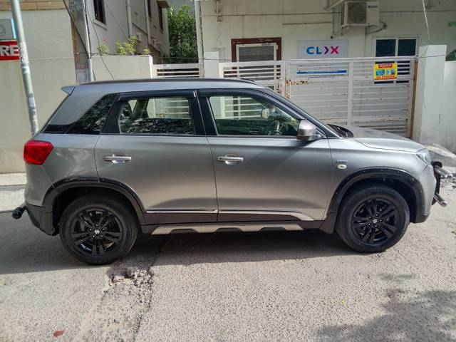 https://images10.gaadi.com/usedcar_image/4636694/original/processed_dc3f76cdb4a87e2cfc9951b137e10235.jpg?imwidth=6401