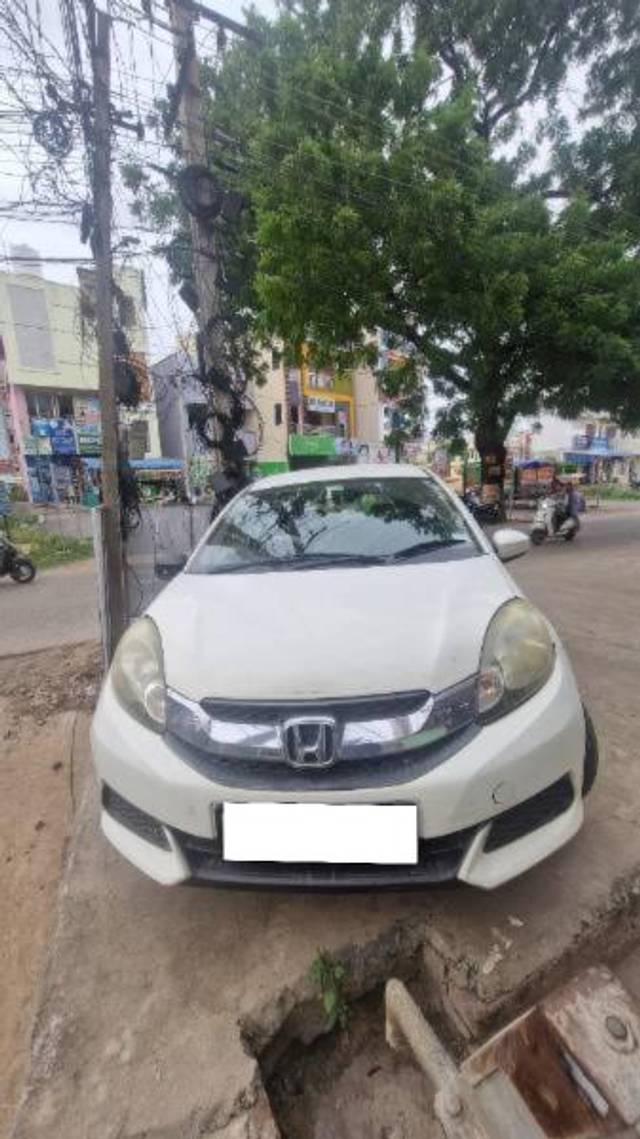 https://images10.gaadi.com/usedcar_image/4636712/original/processed_f7f1cd97-ffe8-45ba-b62b-4a0db23d8b7d.jpg?imwidth=6400