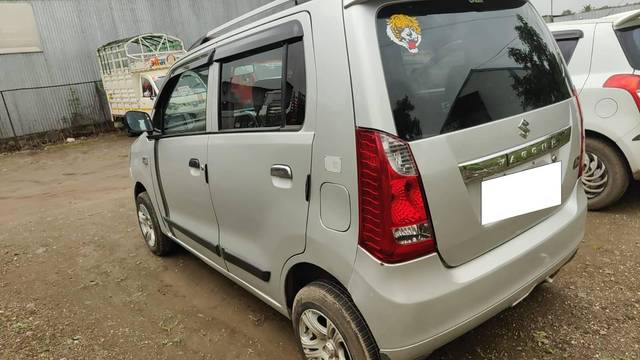 https://images10.gaadi.com/usedcar_image/4636722/original/processed_6a874932ae37025afb348f6b2486e550.jpg?imwidth=6401
