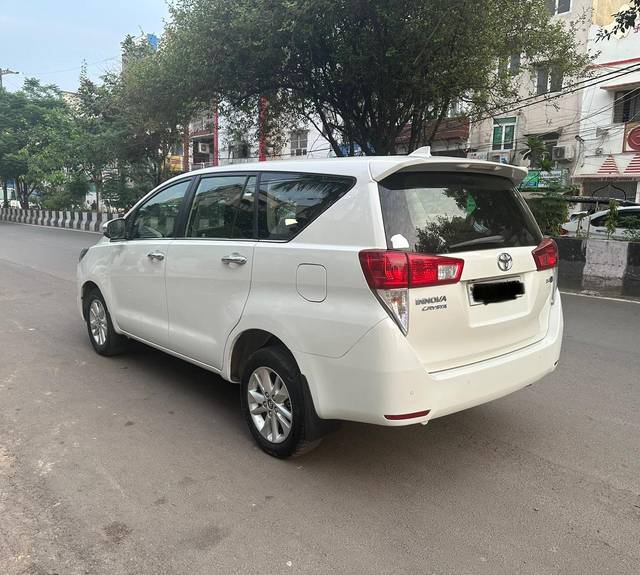 https://images10.gaadi.com/usedcar_image/4636787/original/processed_71e36592d9d5291cf274360121c3f1e6.jpg?imwidth=6402