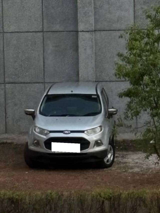 https://images10.gaadi.com/usedcar_image/4636802/original/processed_8c029eed-b19f-4f85-96bb-8f748c64414b.jpeg?imwidth=6401