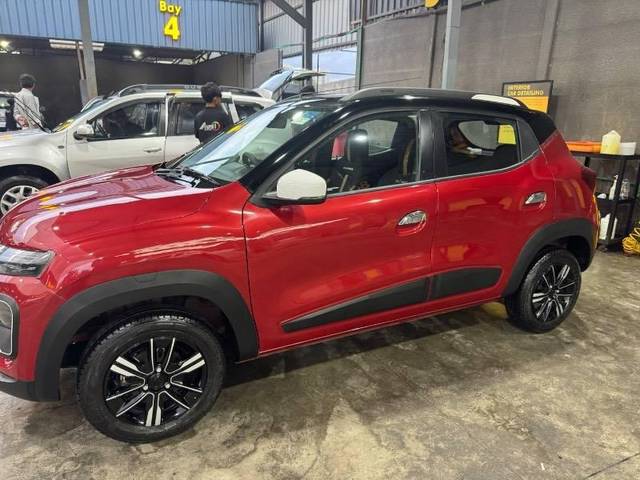 https://images10.gaadi.com/usedcar_image/4636816/original/processed_1405c44c-0616-4aa5-a903-7d00a077975a.jpeg?imwidth=6400