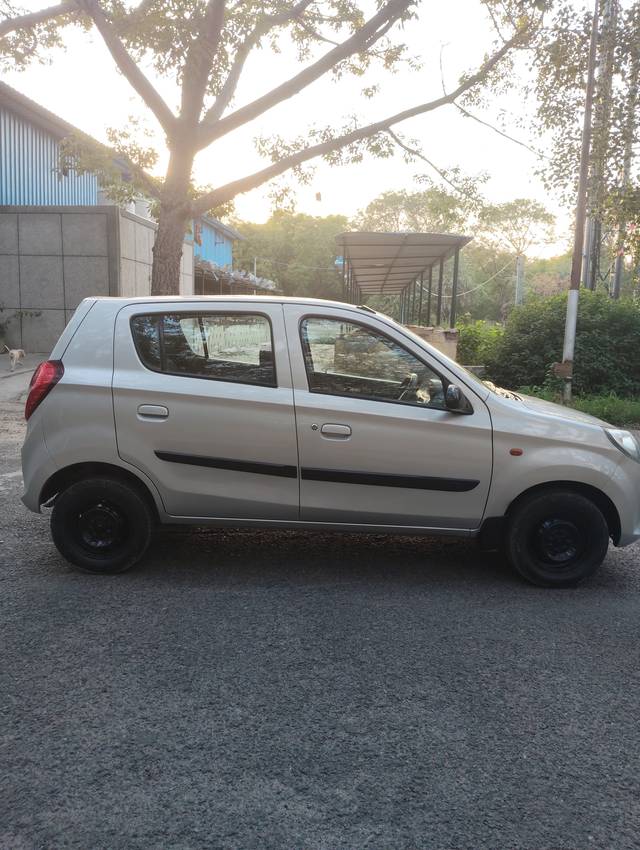 https://images10.gaadi.com/usedcar_image/4636821/original/a0380fd533bdfe06800474a1c459ffae.jpg?imwidth=6401
