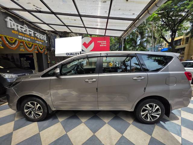https://images10.gaadi.com/usedcar_image/4636831/original/processed_de870635810eec00b65bb36eeff1e600.jpg?imwidth=6402