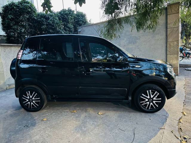 https://images10.gaadi.com/usedcar_image/4636838/original/fcdc103bc7ccdb6f85e7441213816825.jpg?imwidth=6401