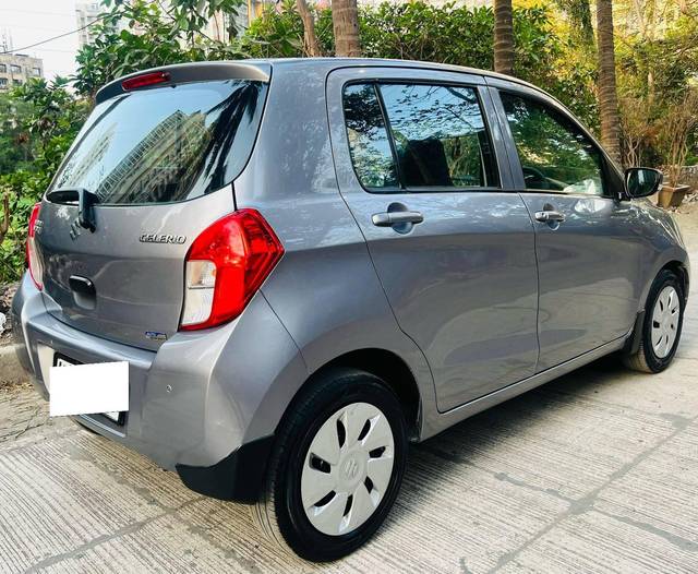 https://images10.gaadi.com/usedcar_image/4636843/original/processed_8220c0ef150767a35f4a8d1c3fe6f593.jpg?imwidth=6401