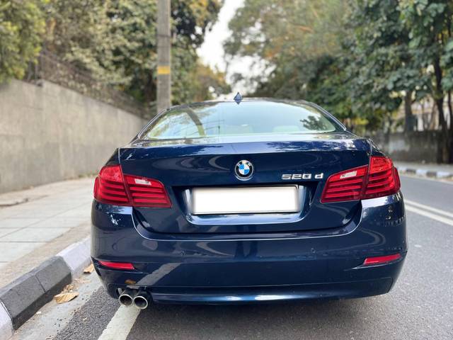https://images10.gaadi.com/usedcar_image/4636851/original/processed_0d1aa68f602b15d0ba18436327423de7.jpg?imwidth=6402