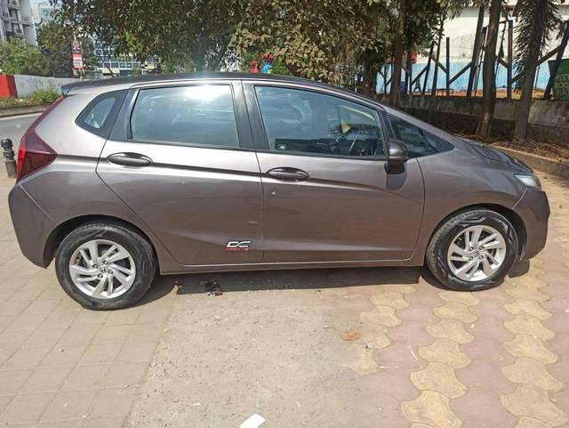 https://images10.gaadi.com/usedcar_image/4636855/original/processed_14a464b4-b8fc-46ab-ae3b-aba4e58f61b5.jpg?imwidth=6401