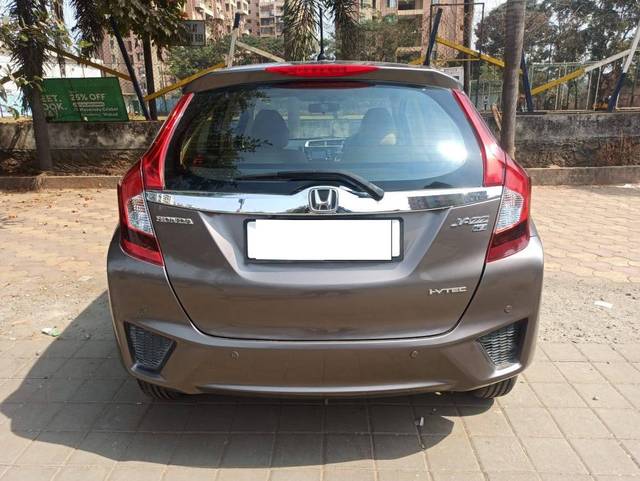 https://images10.gaadi.com/usedcar_image/4636855/original/processed_2b5b2ce6-774b-4166-ab02-cd478c0fa97d.jpg?imwidth=6402