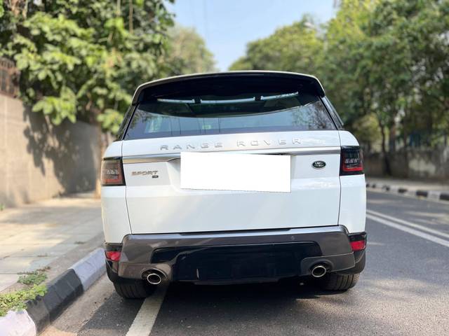 https://images10.gaadi.com/usedcar_image/4636865/original/processed_2bdf74f6660f4793557a51bc2dc92c2b.jpg?imwidth=6402