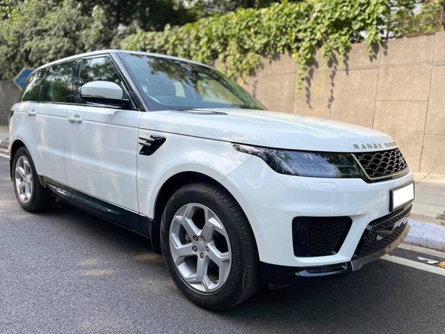 https://images10.gaadi.com/usedcar_image/4636865/original/processed_4abb7b875b6529168a06fd566fa8474c.jpg?imwidth=6400