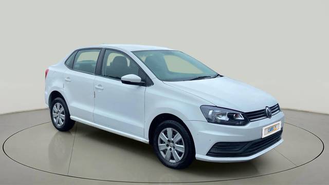 https://images10.gaadi.com/usedcar_image/4636879/original/456542b68d1531138d63c02fedf8b06b.jpg?imwidth=6400
