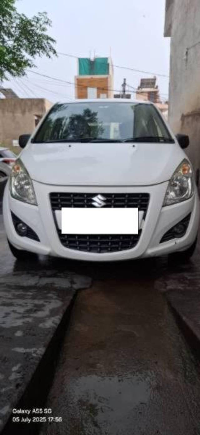 https://images10.gaadi.com/usedcar_image/4636894/original/processed_0ce380e6-1993-4f89-a376-96fa86c4d245.jpg?imwidth=6400