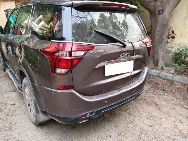 https://images10.gaadi.com/usedcar_image/4636900/original/processed_07e87105-c99c-4e3e-a22c-190229d0c6a6.jpg?imwidth=6400
