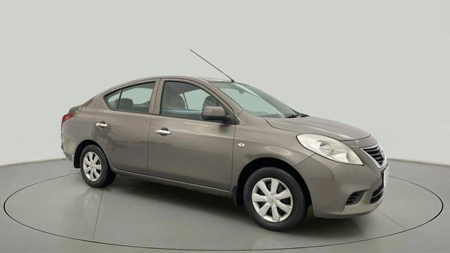https://images10.gaadi.com/usedcar_image/4636957/original/dbb9879bc55b0bd837c63f3632268a6f.jpg?imwidth=6400