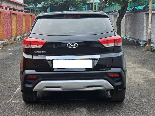 https://images10.gaadi.com/usedcar_image/4636960/original/processed_00199f69ebe527db2a44fc26116cfd93.jpg?imwidth=6401