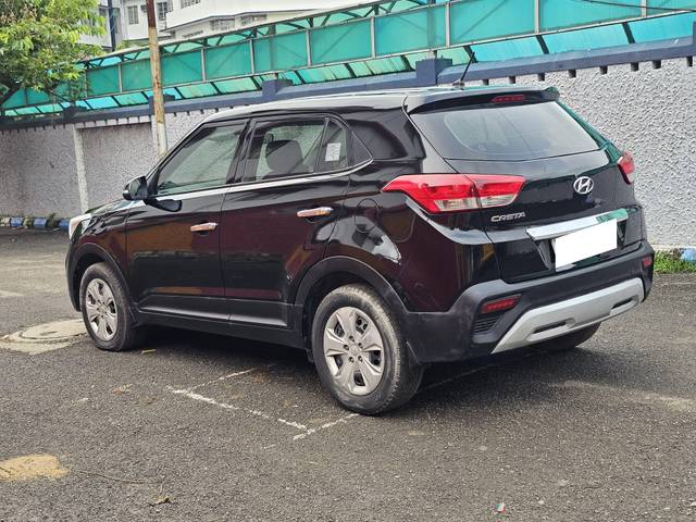 https://images10.gaadi.com/usedcar_image/4636960/original/processed_36d4f49c6fb76b7c55d56feceea26007.jpg?imwidth=6402