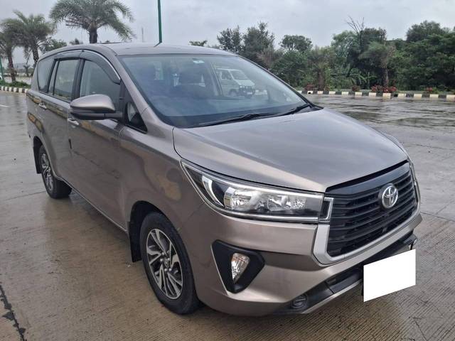 https://images10.gaadi.com/usedcar_image/4636970/original/processed_2a737cc738a78c4e560cc59ac0ff6276.jpg?imwidth=6401