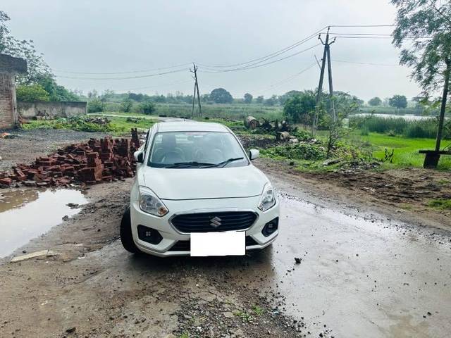 https://images10.gaadi.com/usedcar_image/4636976/original/processed_47b3e244-0f0c-43c2-a6cb-e7e841be1bec.jpeg?imwidth=6402