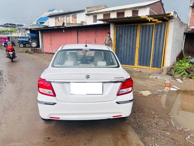 https://images10.gaadi.com/usedcar_image/4636976/original/processed_5a7a103a-c8c8-4426-b186-1c63862ca824.jpeg?imwidth=6401