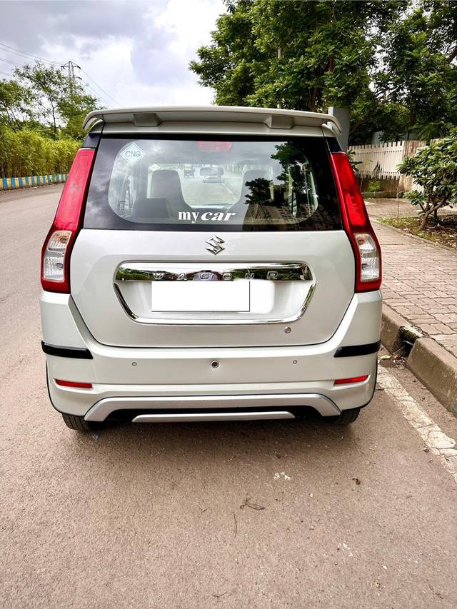 https://images10.gaadi.com/usedcar_image/4636988/original/processed_69396dd7943d98144207a622db8c70e6.jpg?imwidth=6402