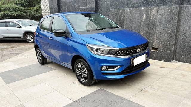 https://images10.gaadi.com/usedcar_image/4636990/original/processed_5104a8ef816daa5a5eb3dd85d305207a.jpg?imwidth=6400
