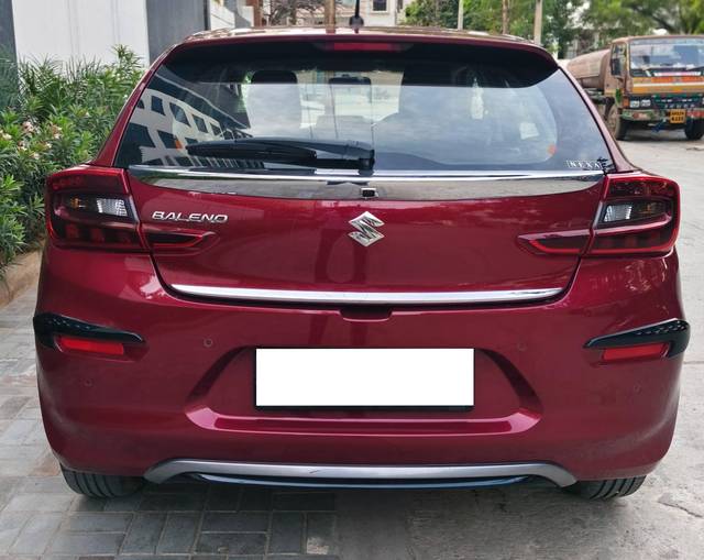 https://images10.gaadi.com/usedcar_image/4636995/original/processed_e2b8bc2f-ded0-4660-a403-a1dc7d9334e6.jpg?imwidth=6402