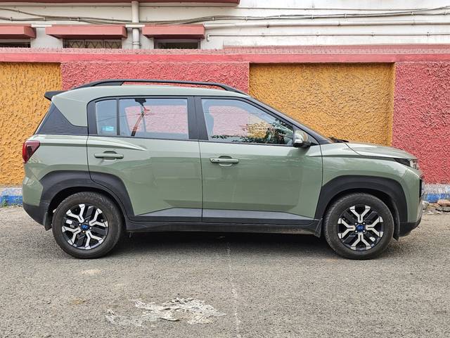 https://images10.gaadi.com/usedcar_image/4637010/original/b7841e982f08a34b16ed1bffbd1a0fba.jpg?imwidth=6401