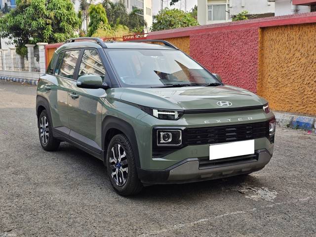 https://images10.gaadi.com/usedcar_image/4637010/original/processed_12dab7a37b01b165a2841cf0b43234b9.jpg?imwidth=6400