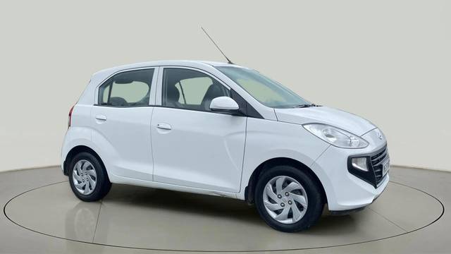 https://images10.gaadi.com/usedcar_image/4637017/original/7729075b7917e6cc20d15a17f8348e73.jpg?imwidth=6400