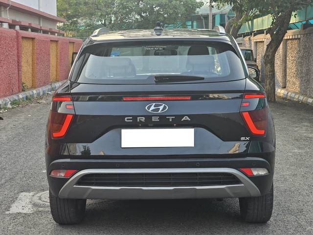https://images10.gaadi.com/usedcar_image/4637018/original/processed_03afcb42504fd911689dcdbc5906133e.jpg?imwidth=6402