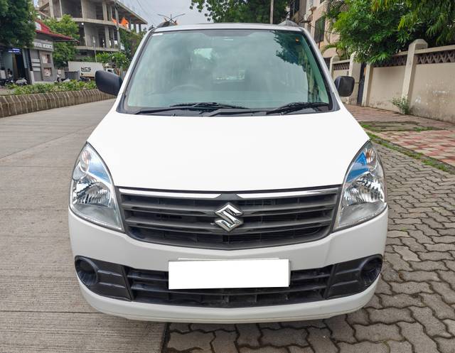 https://images10.gaadi.com/usedcar_image/4637026/original/processed_bdb52181545f1c9e613b9637de953832.jpg?imwidth=6401